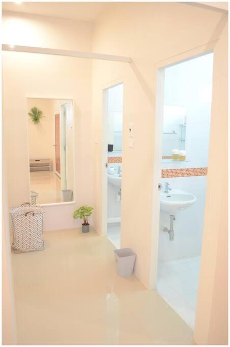 100Sqm 2 Bed Apartment Sukhothai City Buitenkant foto
